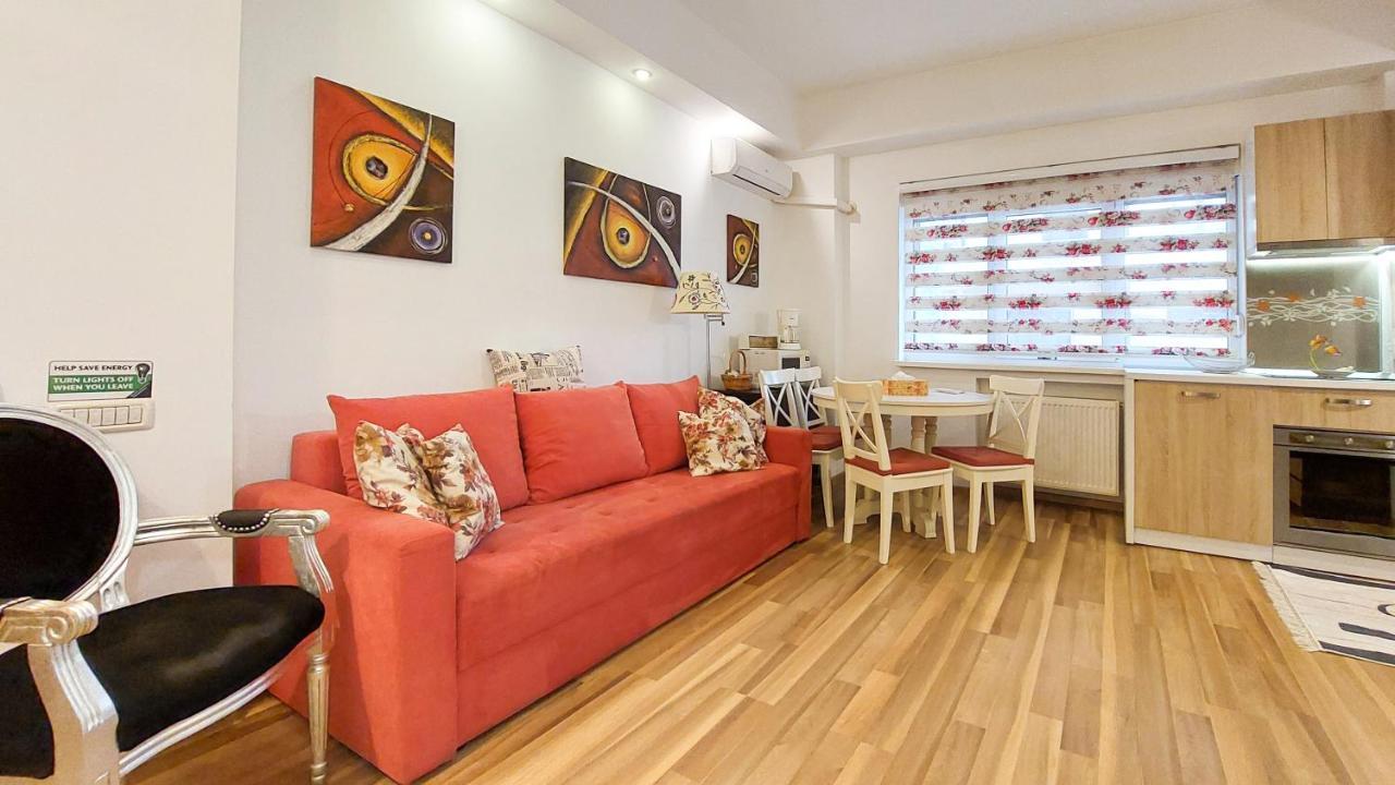 شقة بوخارست  في Fancy 1Bd Family Friendly In Historical Centre المظهر الخارجي الصورة