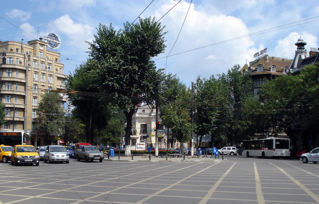 شقة بوخارست  في Fancy 1Bd Family Friendly In Historical Centre الغرفة الصورة