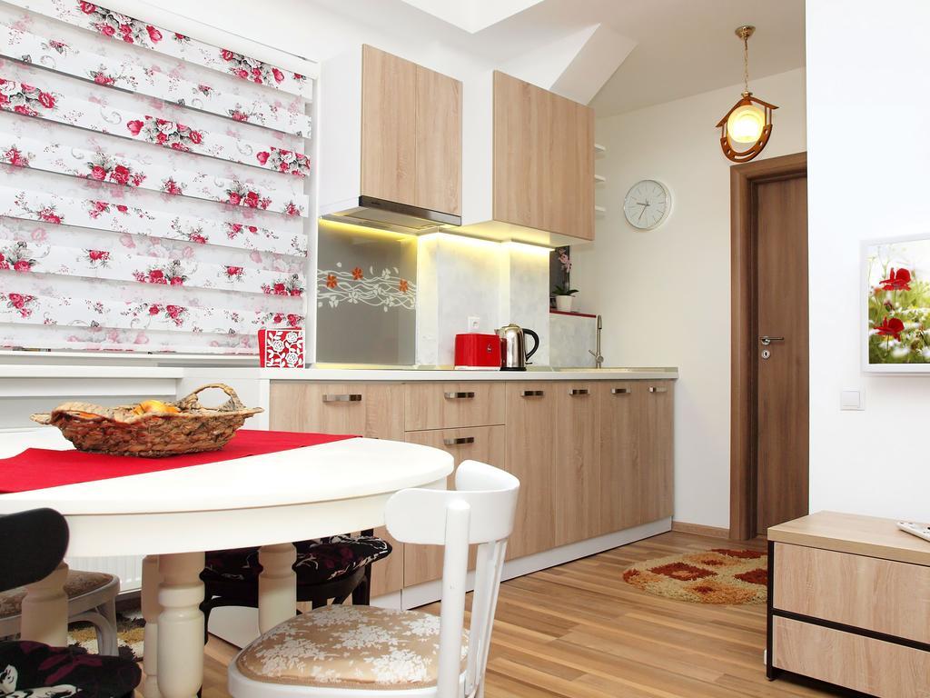 شقة بوخارست  في Fancy 1Bd Family Friendly In Historical Centre المظهر الخارجي الصورة